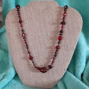 Maroon & Red beaded necklace